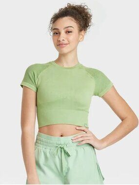 Light Green Joylab seamless shirt size Large